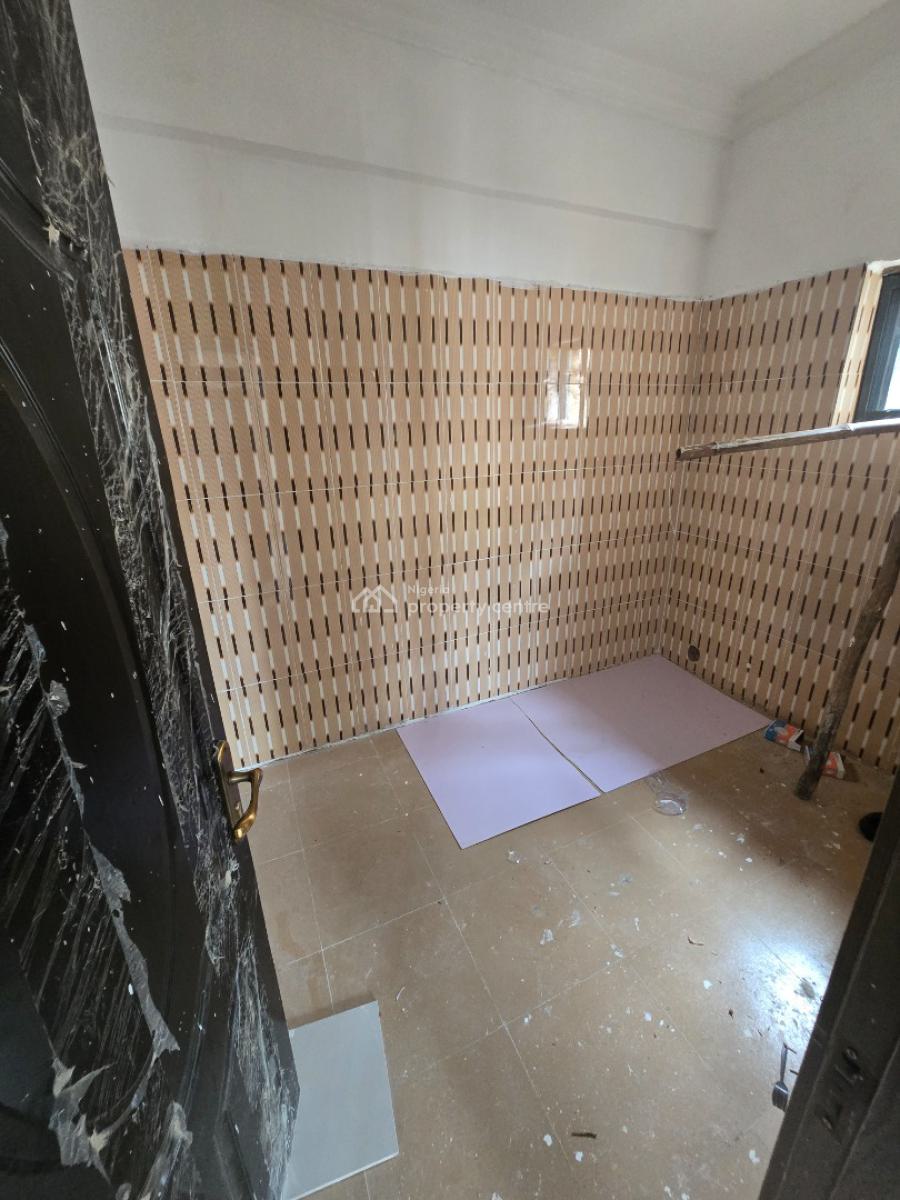 Newly Renovated 4-bedroom Semi-detached + 2 Rooms Bq, Off Admiralty Way, Lekki Phase 1, Lekki, Lagos, Semi-detached Duplex for Rent