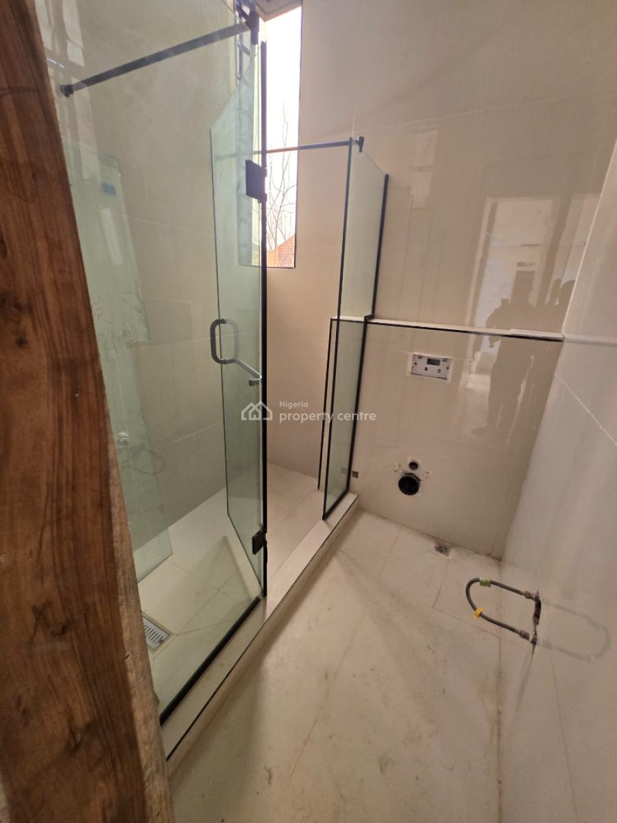 Newly Built Smart 3-bedroom Flat Apartment, Off Admiralty Way, Lekki Phase 1, Lekki, Lagos, Flat / Apartment for Sale