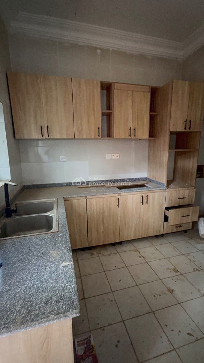 Contemporary 4bedroom Duplex with Bq in a Nice Estate, Guzape, Guzape District, Abuja, Terraced Duplex for Rent
