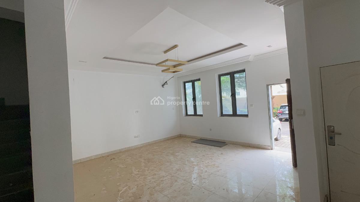 Contemporary 4bedroom Duplex with Bq in a Nice Estate, Guzape, Guzape District, Abuja, Terraced Duplex for Rent