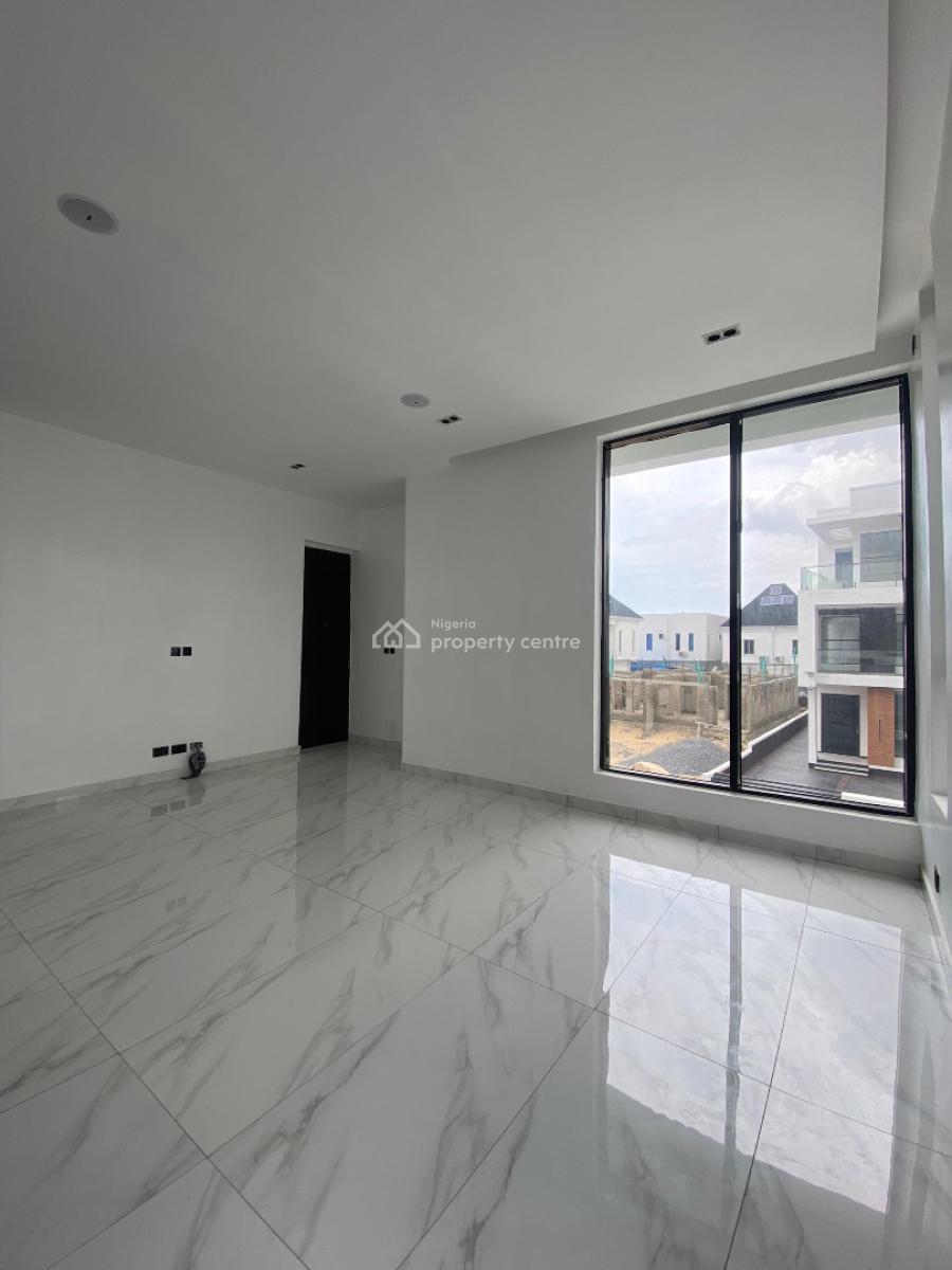 5 Bedroom Fully Detached Duplex with Bq, Ikota, Lekki, Lagos, Detached Duplex for Sale