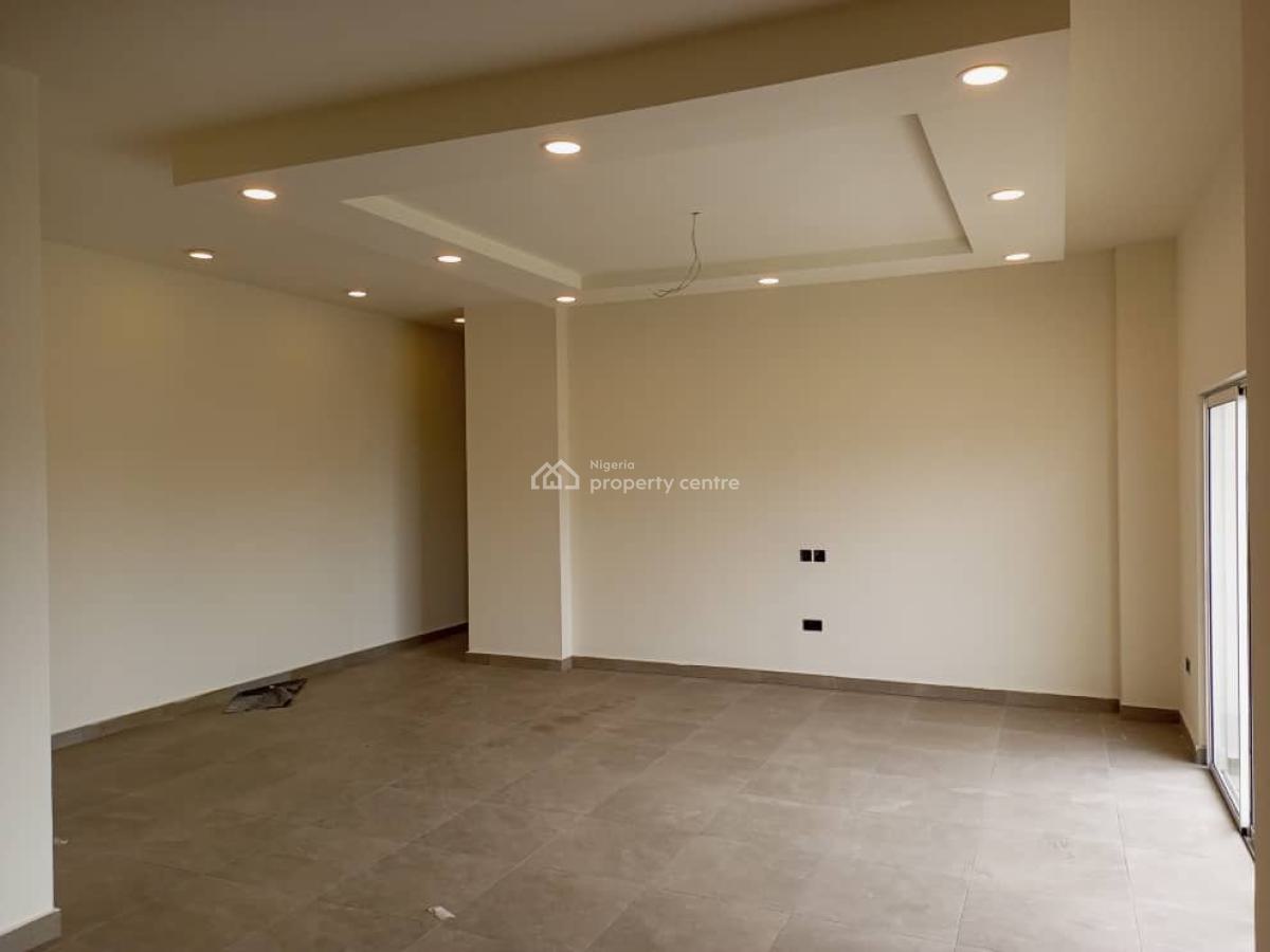 Spacious 3 Bedroom & Bq, Musa Yaradua Street, Victoria Island (vi), Lagos, Flat / Apartment for Sale