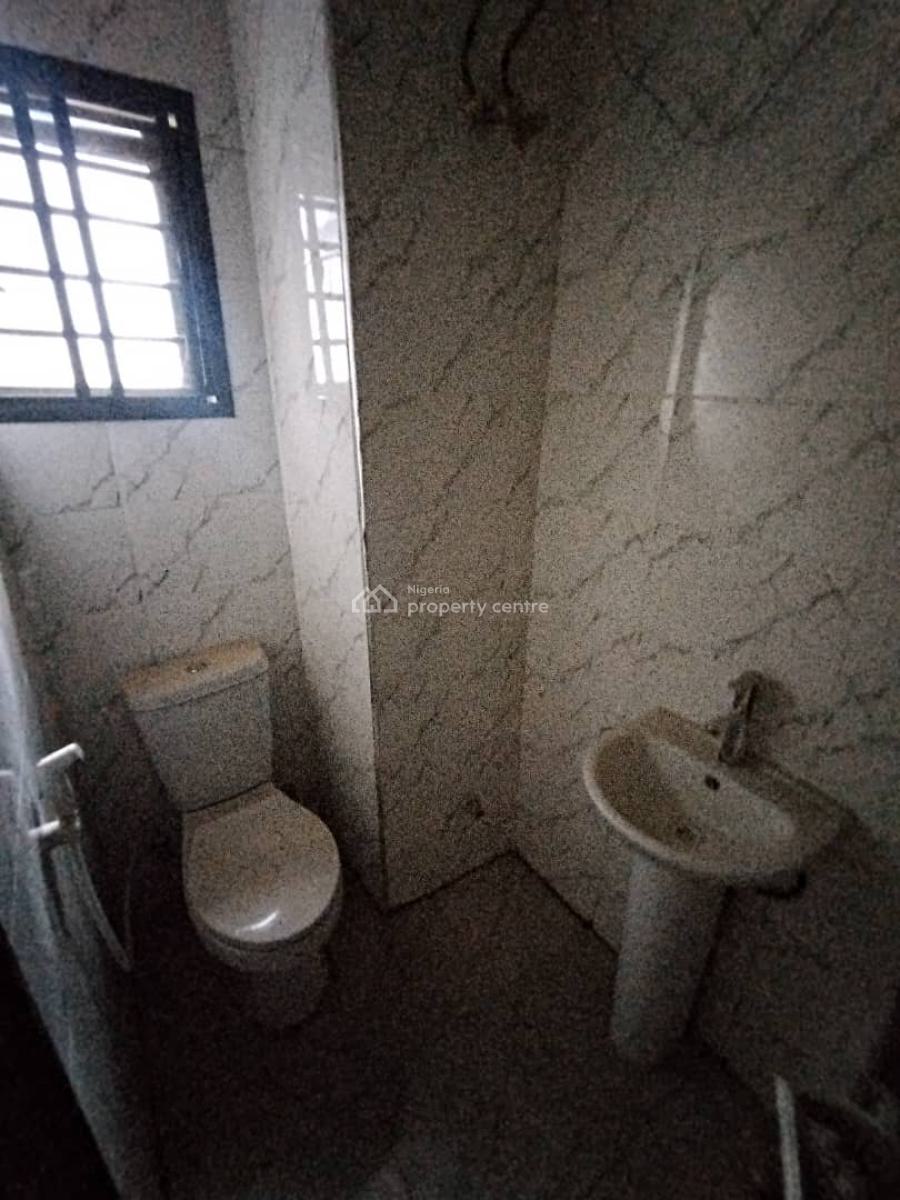 Standard 3bedroom Apartment on a Tarred Road, Jahi, Abuja, Flat / Apartment for Rent