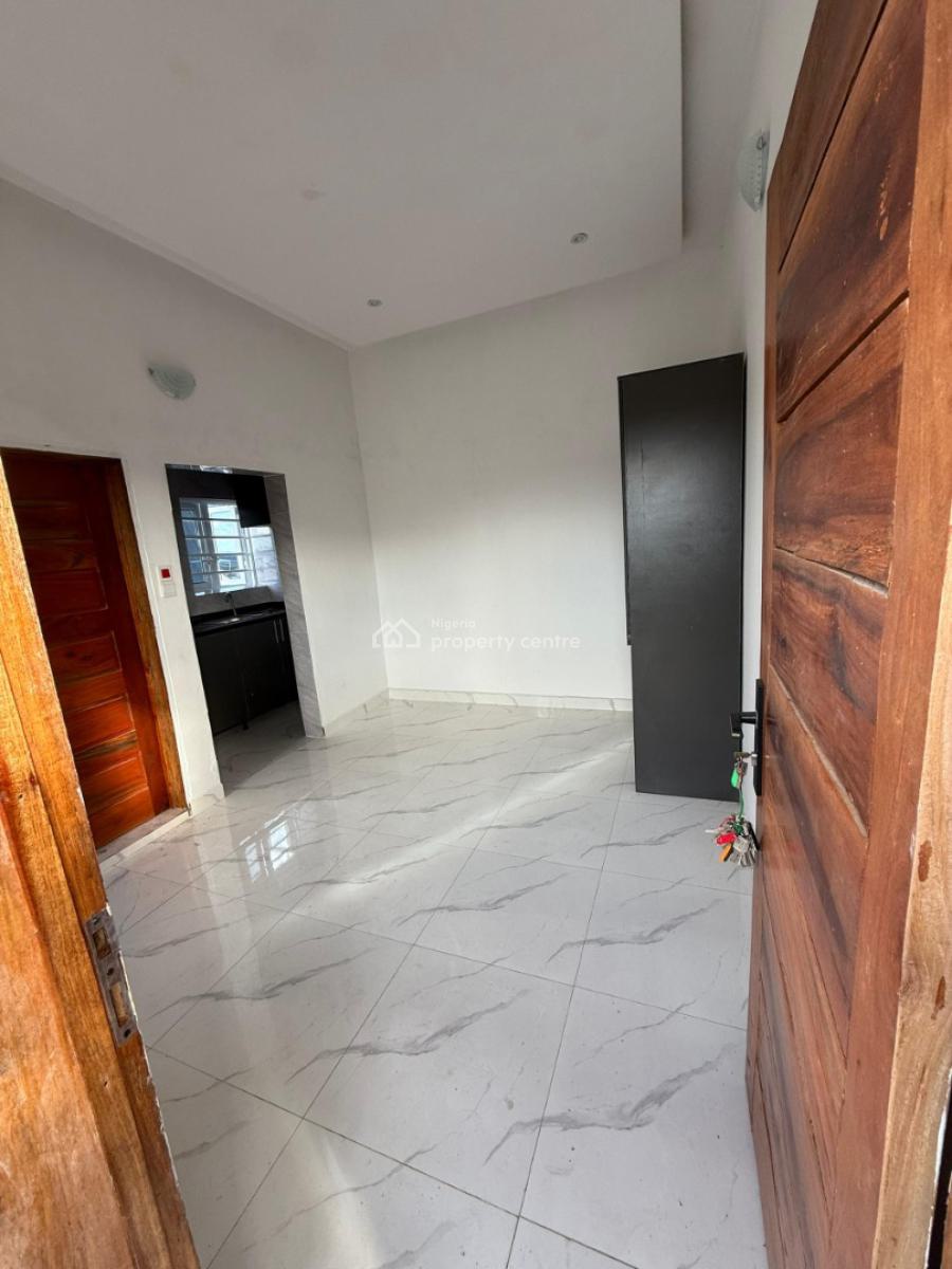 Executive Self-contained Room with Wardrobe and Kitchen Cabinets, Lakowe, Ibeju Lekki, Lagos, Self Contain (single Rooms) for Rent