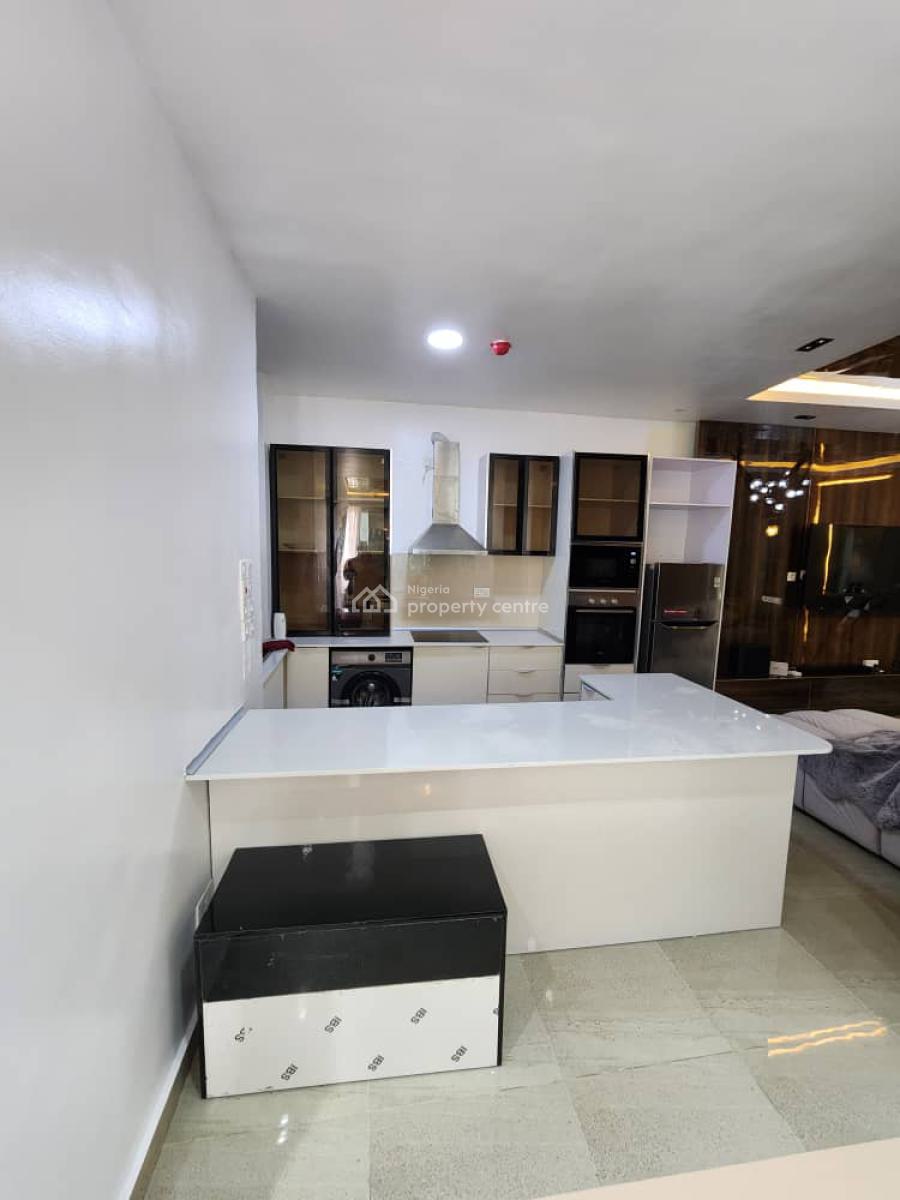 Magnetic & Colorful Waterfront Home, Admiralty Way, Lekki Phase 1, Lekki, Lagos, Flat / Apartment Short Let