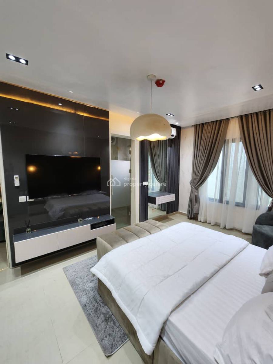 Magnetic & Colorful Waterfront Home, Admiralty Way, Lekki Phase 1, Lekki, Lagos, Flat / Apartment Short Let