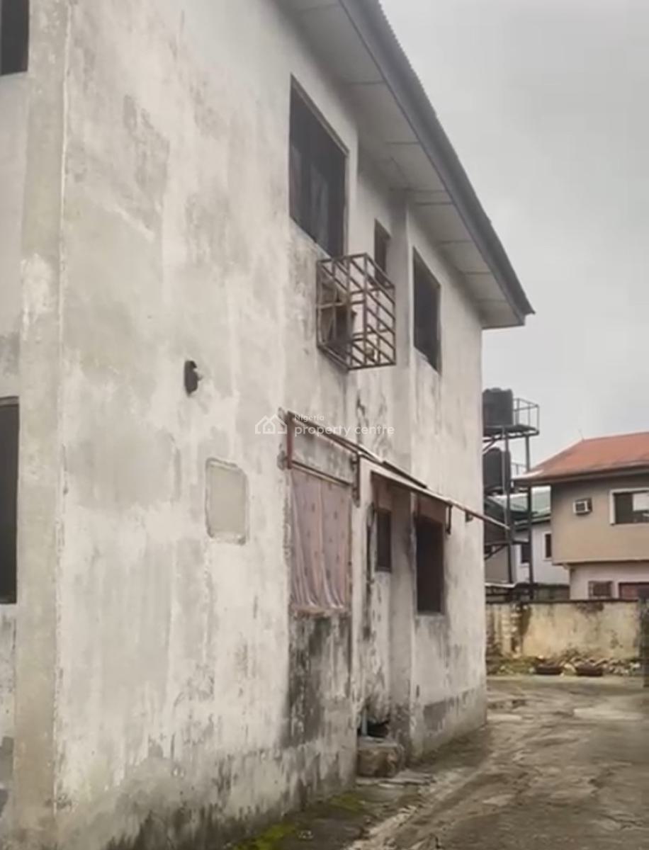 a Block of 4 Nos -3 Bedrooms Flats All in Suite & a 4 Bedroom Bungalow, Osonye Close, Off Ohakwe Street, Rumuigbo, Port Harcourt, Rivers, Block of Flats for Sale