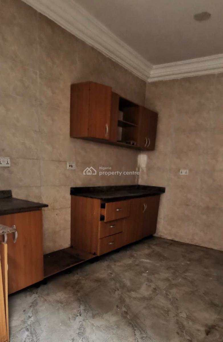 Sweet 3bedroom Apartment Upstairs, Ikate Lekki Lagos, Lekki, Lagos, Flat / Apartment for Rent