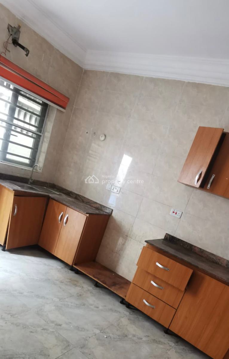 Sweet 3bedroom Apartment Upstairs, Ikate Lekki Lagos, Lekki, Lagos, Flat / Apartment for Rent
