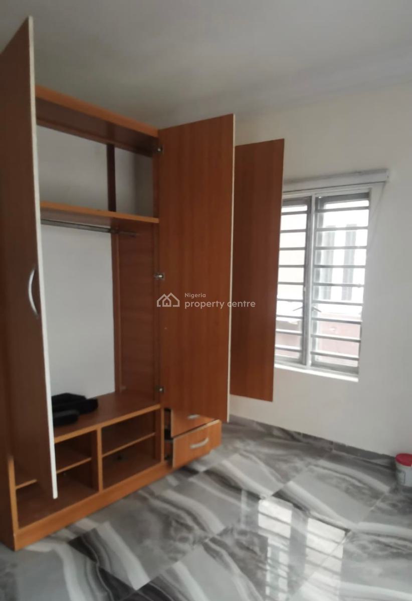 Sweet 3bedroom Apartment Upstairs, Ikate Lekki Lagos, Lekki, Lagos, Flat / Apartment for Rent