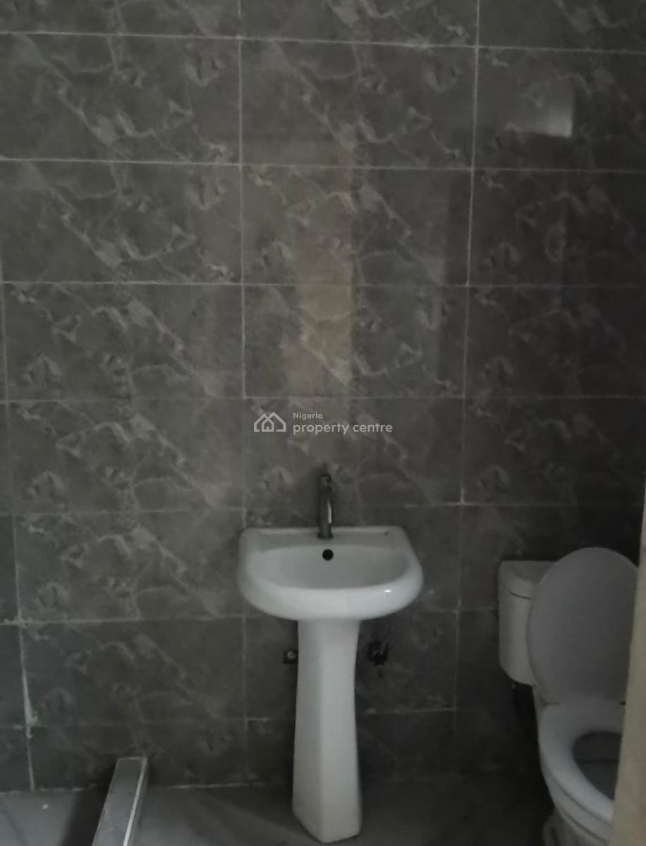 Sweet 3bedroom Apartment Upstairs, Ikate Lekki Lagos, Lekki, Lagos, Flat / Apartment for Rent