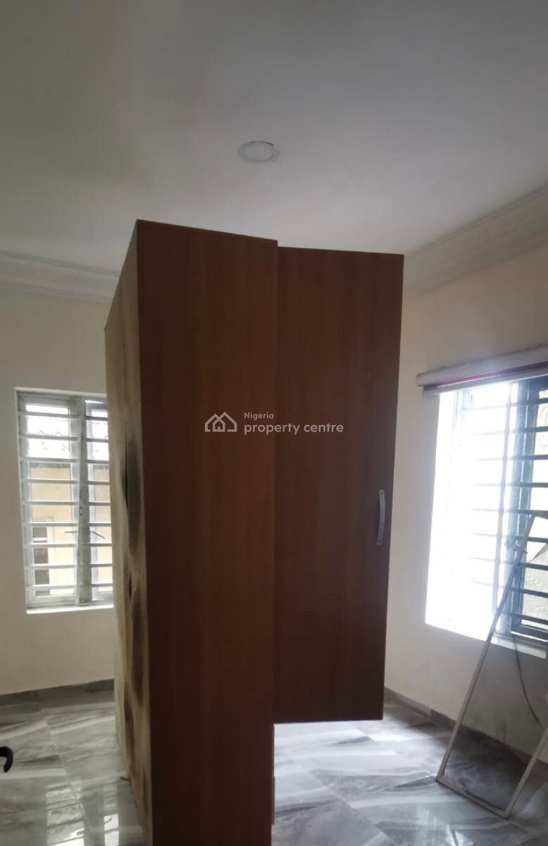 Sweet 3bedroom Apartment Upstairs, Ikate Lekki Lagos, Lekki, Lagos, Flat / Apartment for Rent