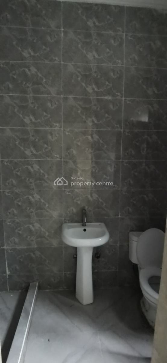 Relatively New 3 Bedroom, Ikate Elegushi, Lekki, Lagos, Flat / Apartment for Rent