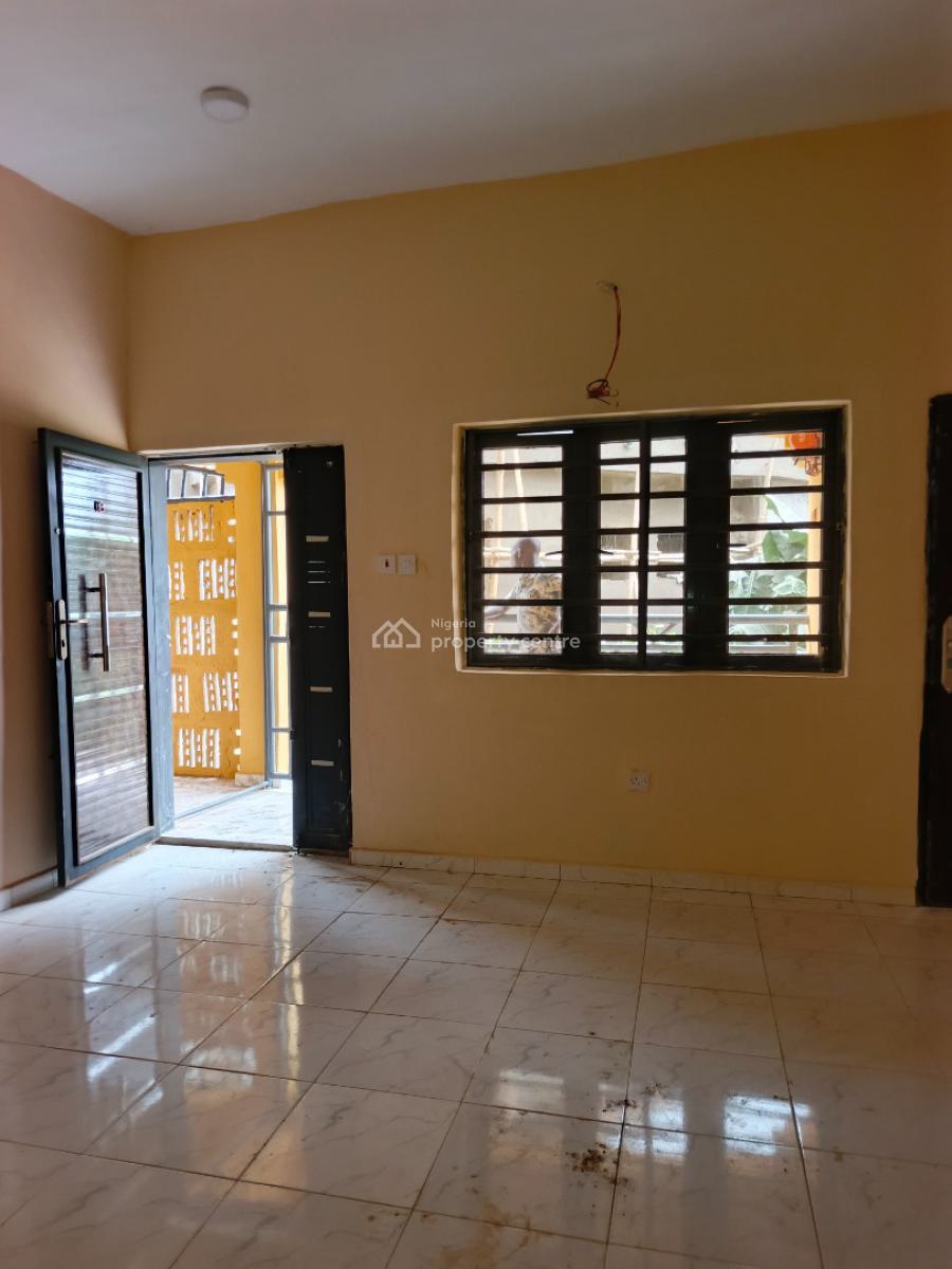 Miniflat, Akeran, Magboro, Ogun, Mini Flat (room and Parlour) for Rent