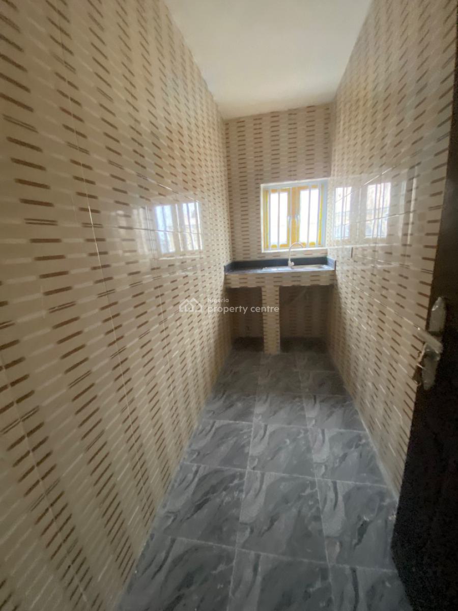 Brand New Two Bedroom Apartment, After Blenco Sangotedo, Ajah, Lagos, Flat / Apartment for Rent