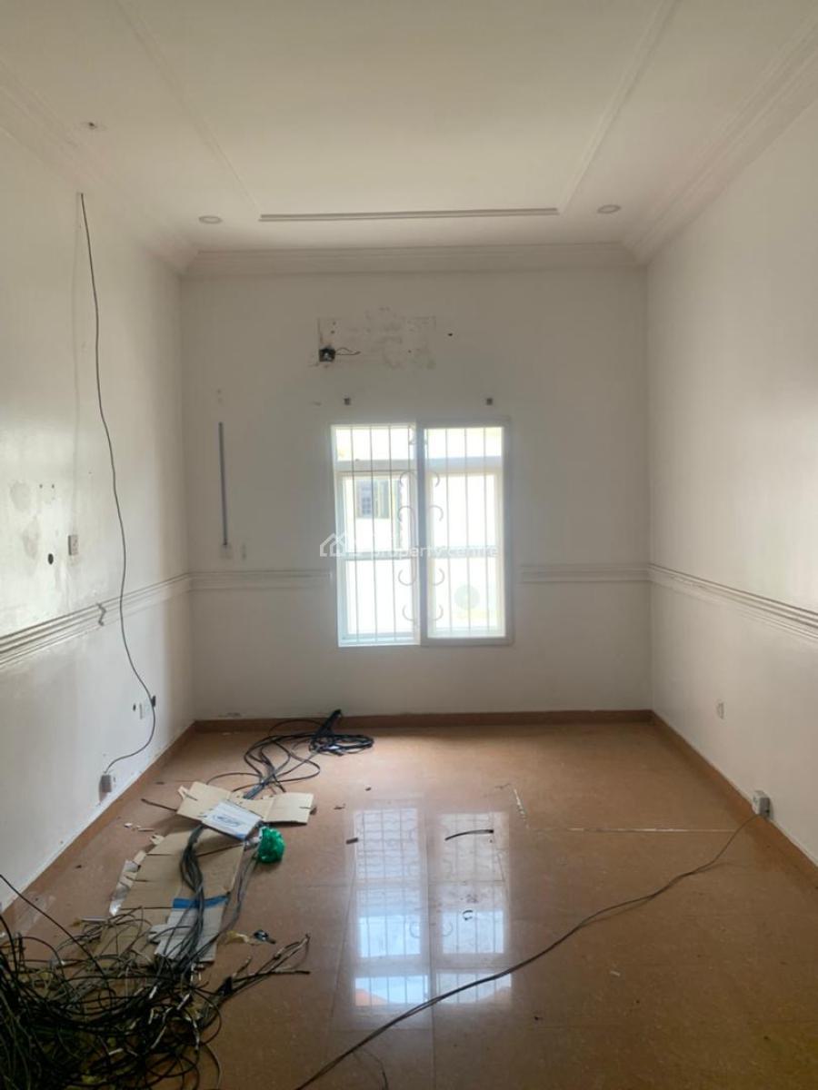 Spacious 4 Bedroom Semi Detached Duplex with Bq, Off Admiralty Way, Lekki Phase 1, Lekki, Lagos, Semi-detached Duplex for Rent
