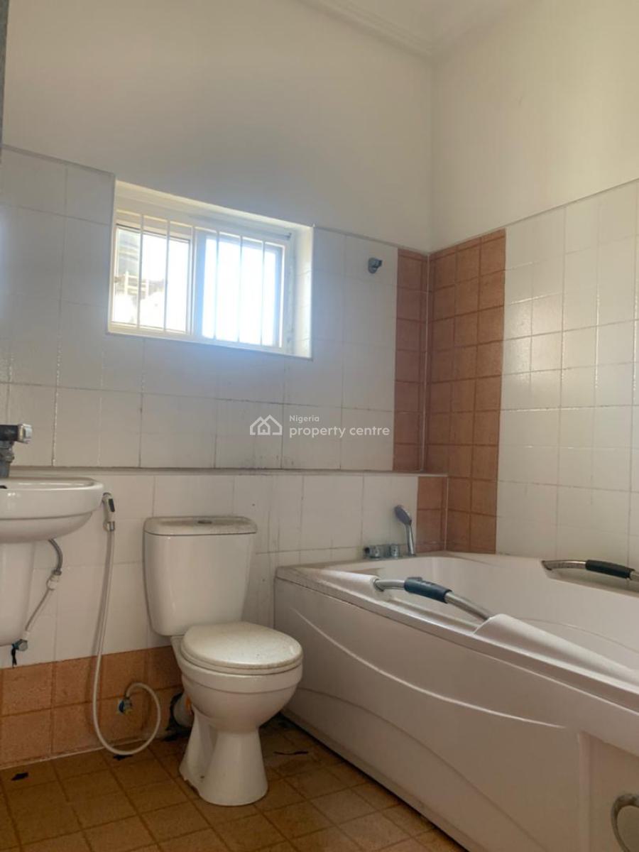 Spacious 4 Bedroom Semi Detached Duplex with Bq, Off Admiralty Way, Lekki Phase 1, Lekki, Lagos, Semi-detached Duplex for Rent