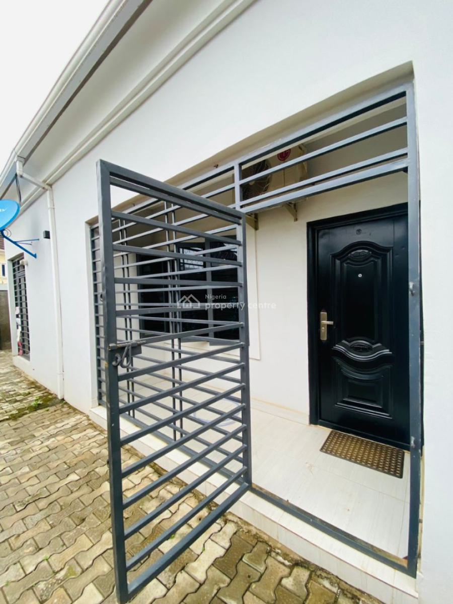 Luxury Furnished 1 Bedroom Apartment, Lugbe District, Abuja, Flat / Apartment for Rent