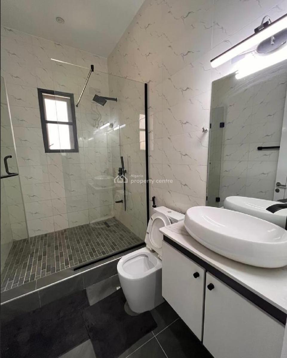 Newly Furnished Oceanview 2-bedroom Penthouse, Lekki Phase 1, Lekki, Lagos, Flat / Apartment Short Let