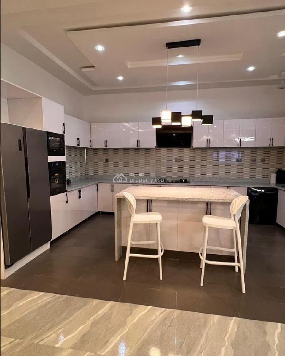 Newly Furnished Oceanview 2-bedroom Penthouse, Lekki Phase 1, Lekki, Lagos, Flat / Apartment Short Let