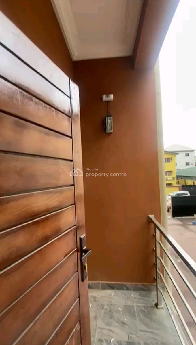 3nos of Newly Built Standard  Studio Apartment in a Well Secured Gate, Off Pedro Road, Shomolu, Lagos, Self Contain (single Rooms) for Rent