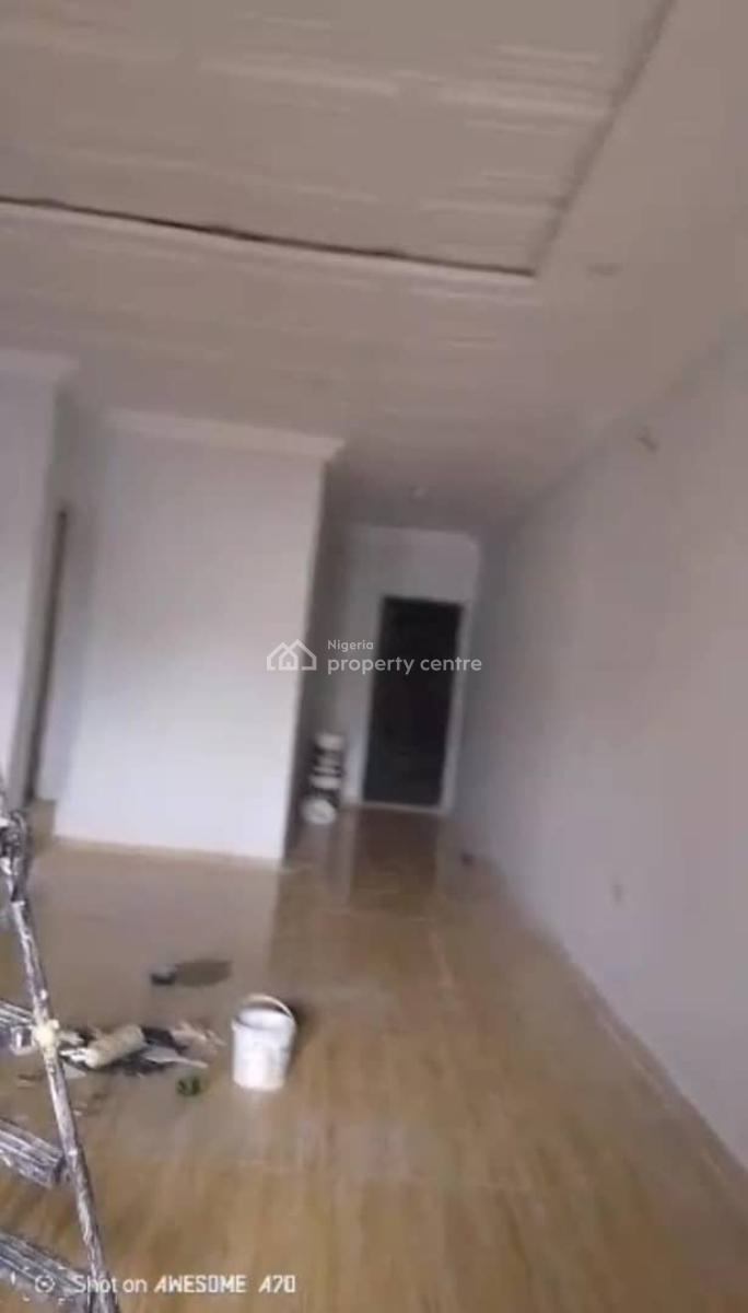 Lovely 2 Bedrooms Flat, Sabo, Yaba, Lagos, Flat / Apartment for Rent