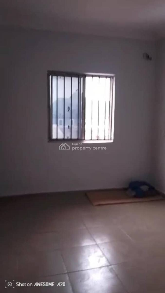 Lovely 2 Bedrooms Flat, Sabo, Yaba, Lagos, Flat / Apartment for Rent