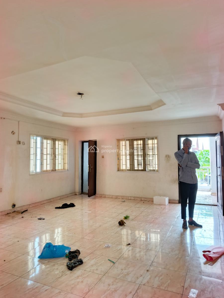 Smart Spacious Conducive 3 Bedrooms Apartment Upstairs, Abraham Adesanya Axis, Ajah, Lagos, Flat / Apartment for Rent