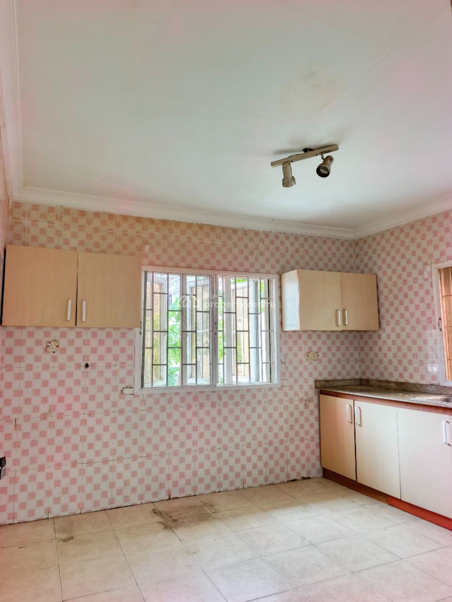 Smart Spacious Conducive 3 Bedrooms Apartment Upstairs, Abraham Adesanya Axis, Ajah, Lagos, Flat / Apartment for Rent