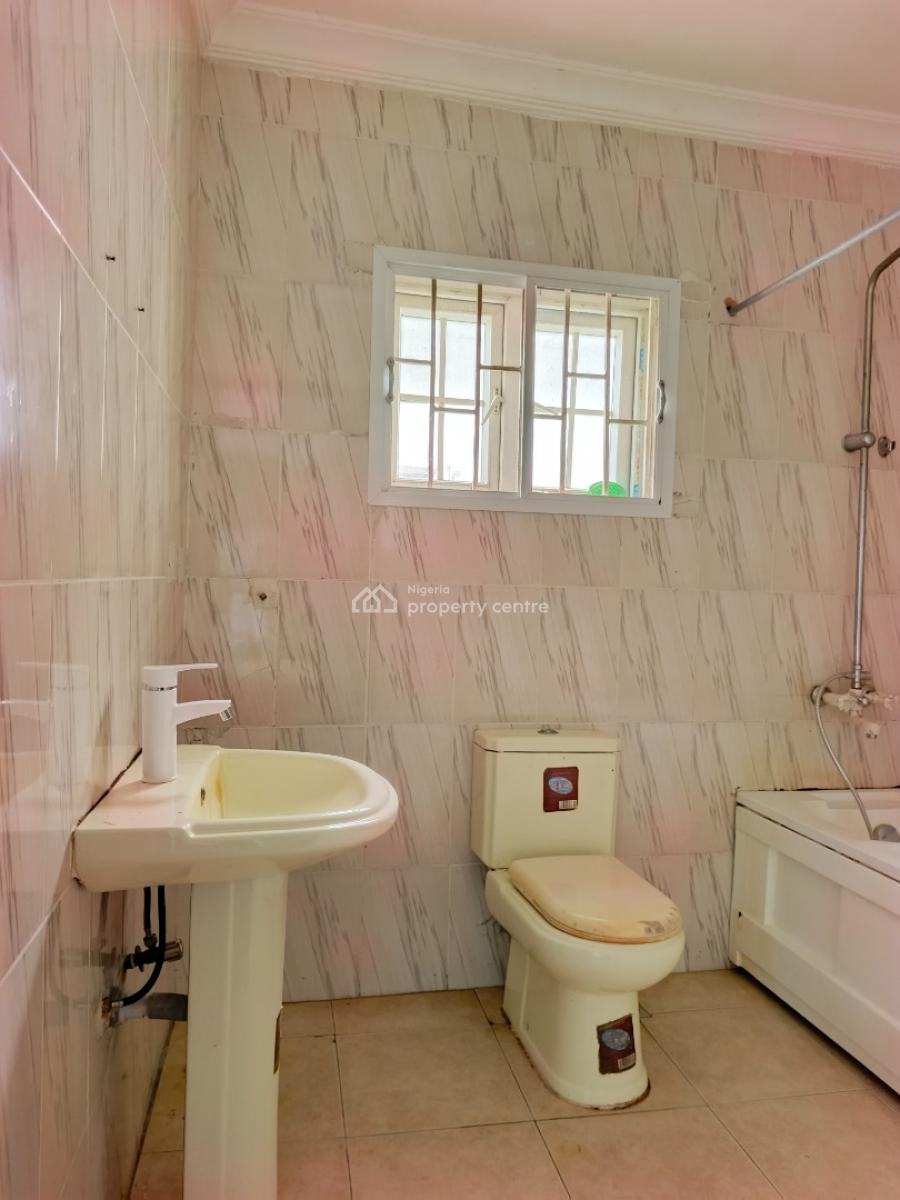 Smart Spacious Conducive 3 Bedrooms Apartment Upstairs, Abraham Adesanya Axis, Ajah, Lagos, Flat / Apartment for Rent