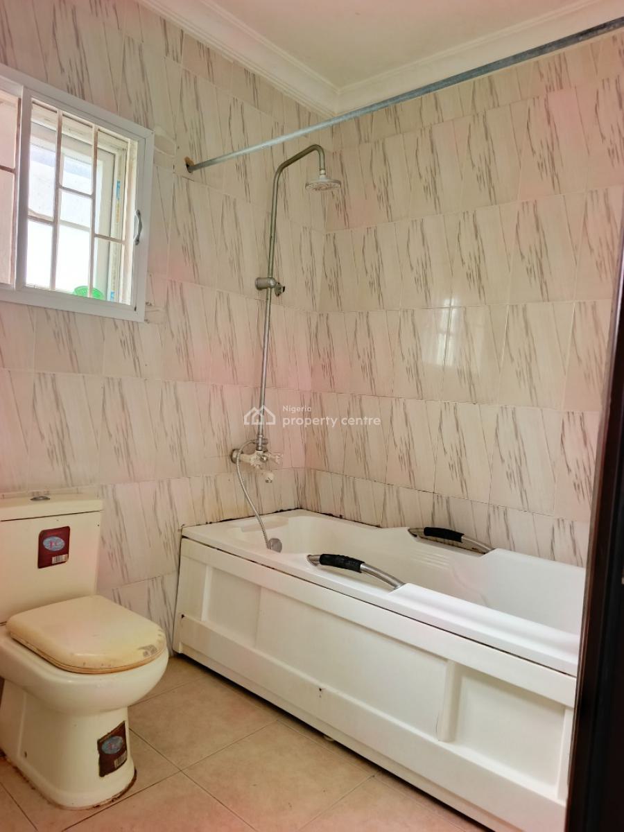 Smart Spacious Conducive 3 Bedrooms Apartment Upstairs, Abraham Adesanya Axis, Ajah, Lagos, Flat / Apartment for Rent