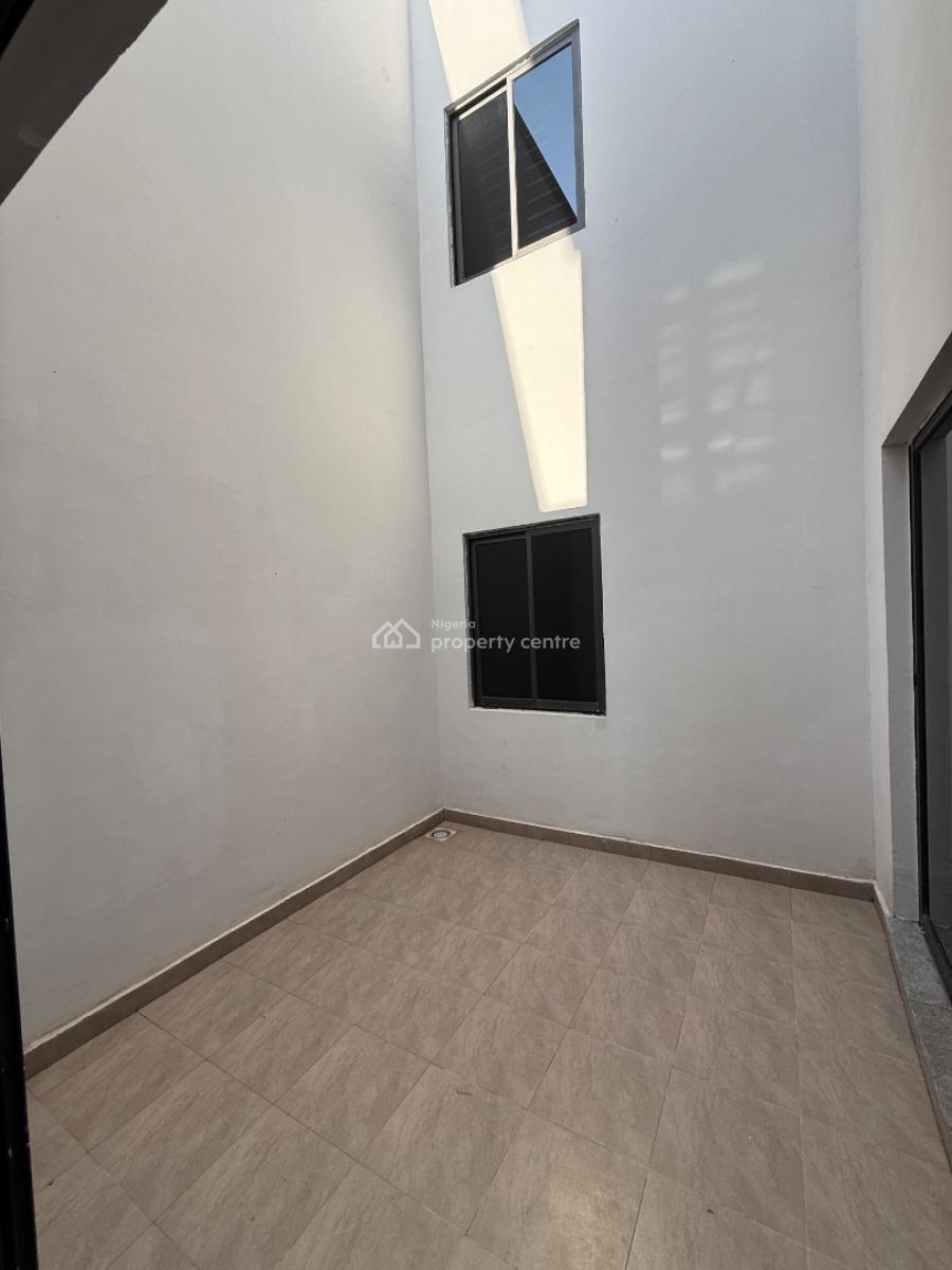 Brand New Tastefully Built and Partially Furnished 4 Bedroom Terrace, Gilmore, Jahi, Abuja, Terraced Duplex for Rent