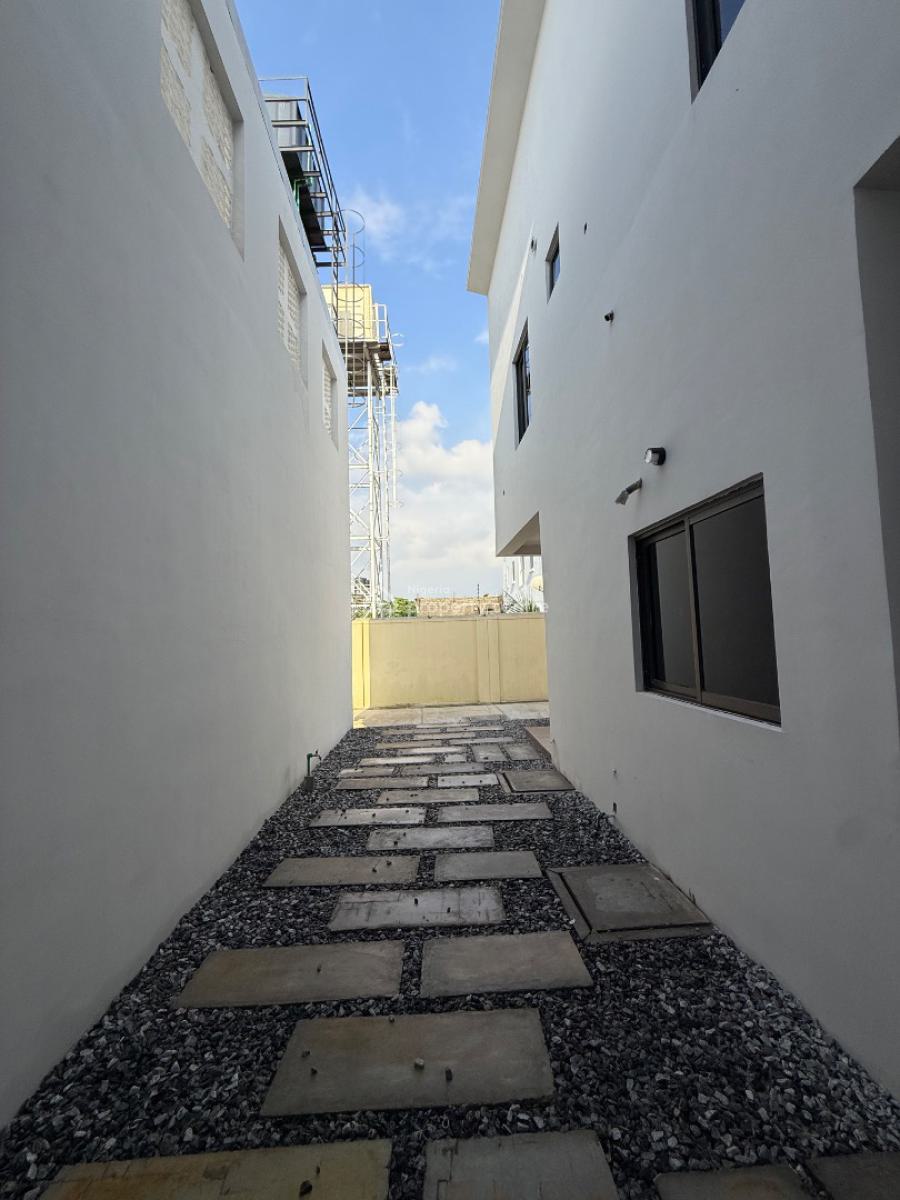 Brand New Tastefully Built and Partially Furnished 4 Bedroom Terrace, Gilmore, Jahi, Abuja, Terraced Duplex for Rent