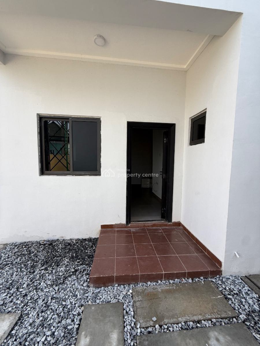 Brand New Tastefully Built and Partially Furnished 4 Bedroom Terrace, Gilmore, Jahi, Abuja, Terraced Duplex for Rent