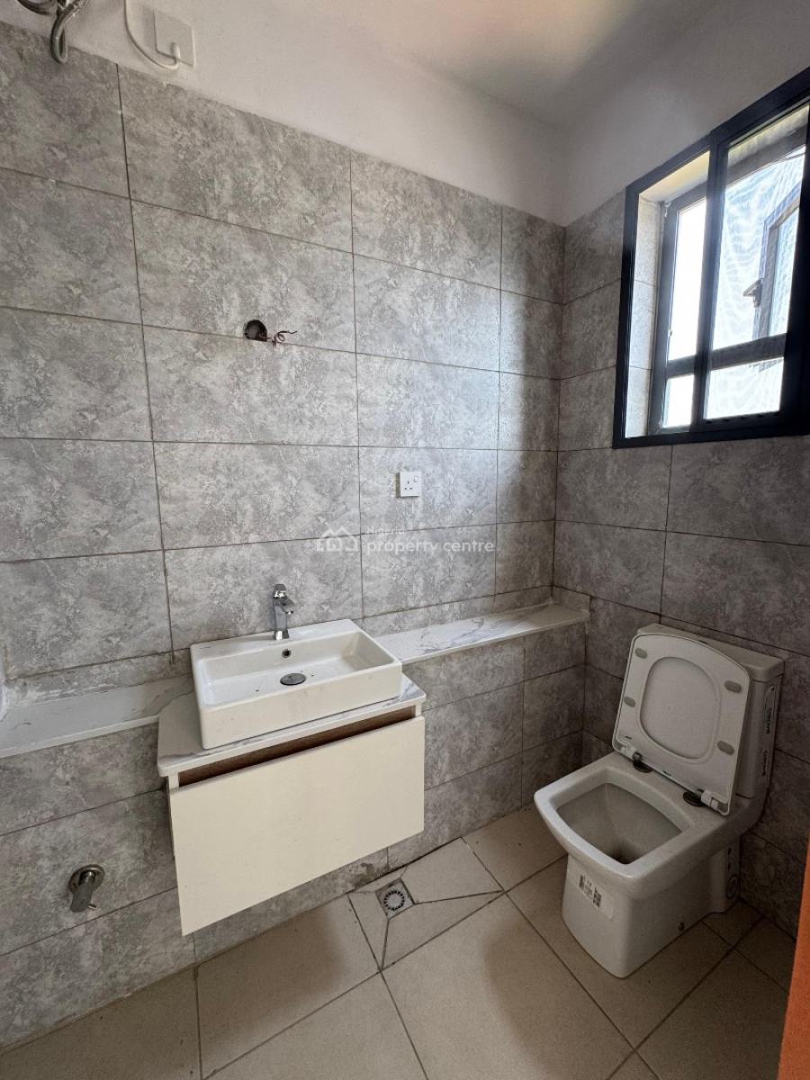Brand New Beautiful 2 Bedrooms Apartment Fitted with Ac, Ologolo, Lekki, Lagos, Flat / Apartment for Rent
