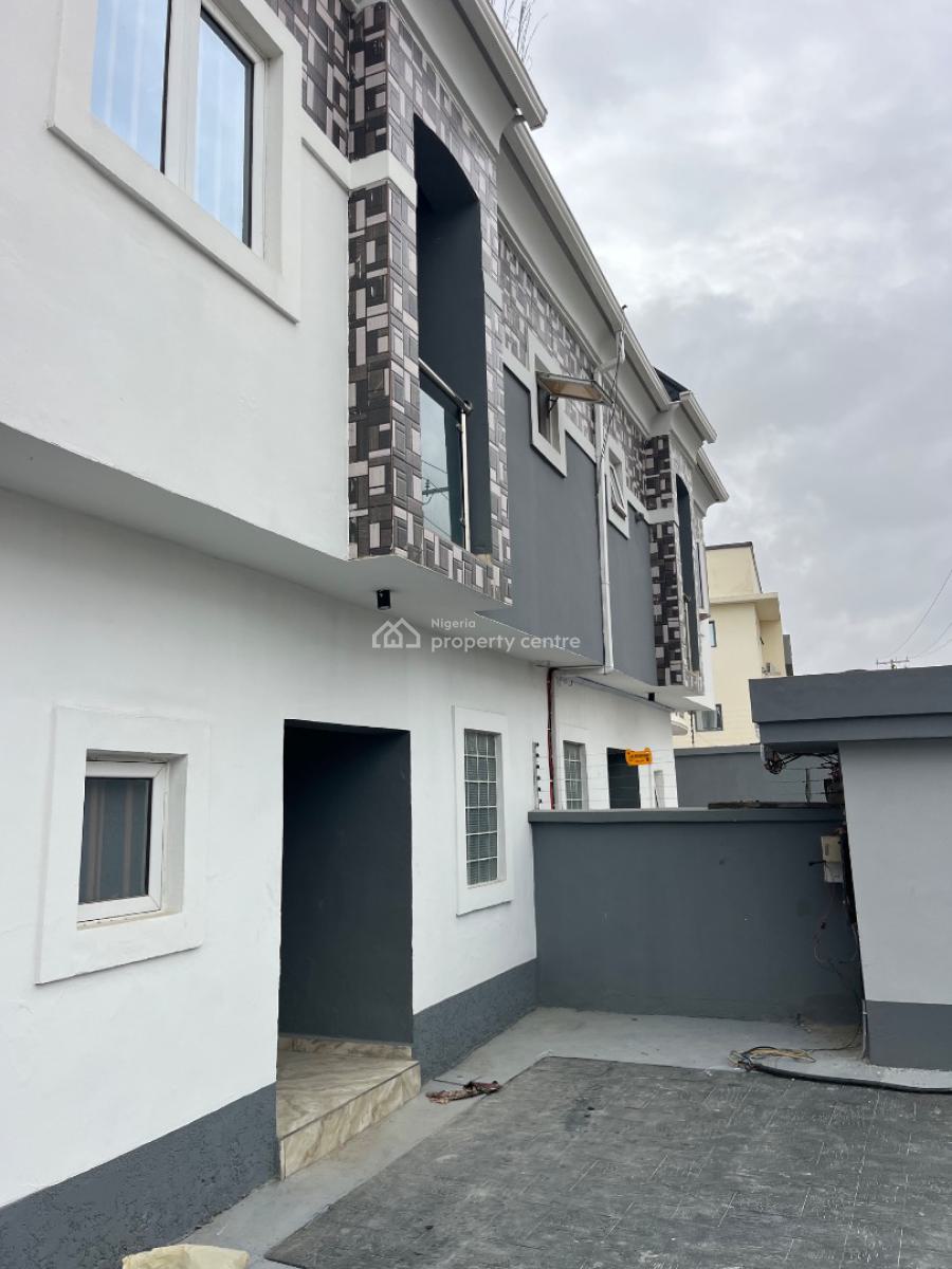 4 Bedroom Semi-detached Duplex Available, Lekki Phase 1, Lekki, Lagos, Semi-detached Duplex for Rent
