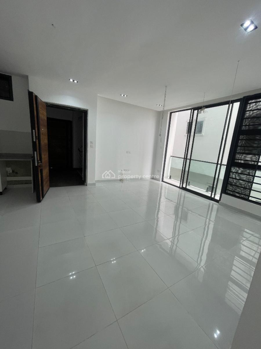 2 Bedroom, Ologolo Lekki, Lekki Phase 1, Lekki, Lagos, Flat / Apartment for Sale