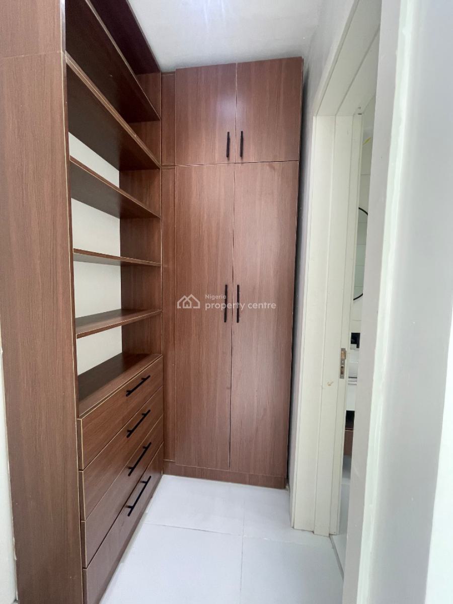 2 Bedroom, Ologolo Lekki, Lekki Phase 1, Lekki, Lagos, Flat / Apartment for Sale