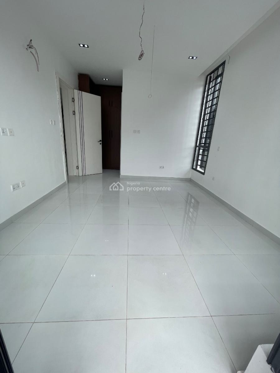 2 Bedroom, Ologolo Lekki, Lekki Phase 1, Lekki, Lagos, Flat / Apartment for Sale