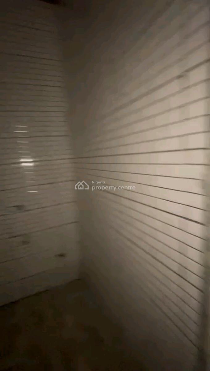 Just Out! Executive, Very Decent and Standard Roomself Contain, Bariga, Shomolu, Lagos, Self Contain (single Rooms) for Rent