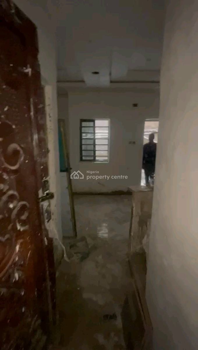Just Out! Executive, Very Decent and Standard Roomself Contain, Bariga, Shomolu, Lagos, Self Contain (single Rooms) for Rent