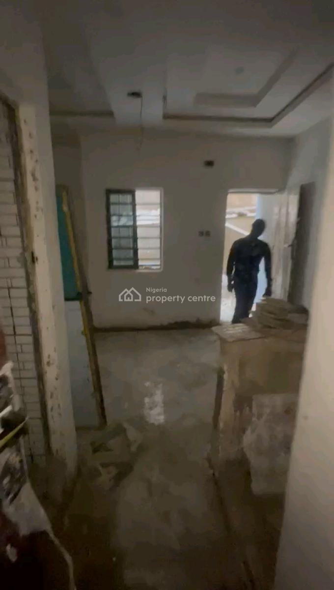 Just Out! Executive, Very Decent and Standard Roomself Contain, Bariga, Shomolu, Lagos, Self Contain (single Rooms) for Rent