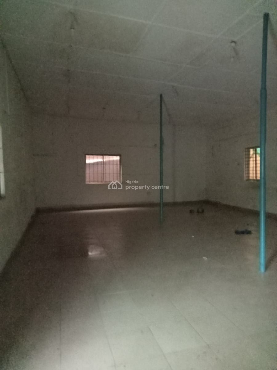 91sqmt Warehouse Space, Off Oba Akran - Adeniyi Jones, Oba Akran, Ikeja, Lagos, Warehouse for Rent