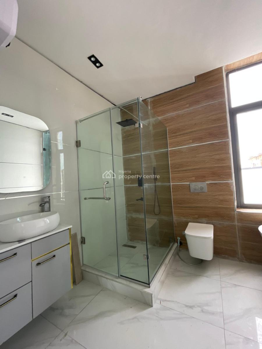 Exquisite 4 Bedroom Detached with Bq in a Well Secured Estate., Ikate Elegushi, Lekki, Lagos, Detached Duplex for Sale