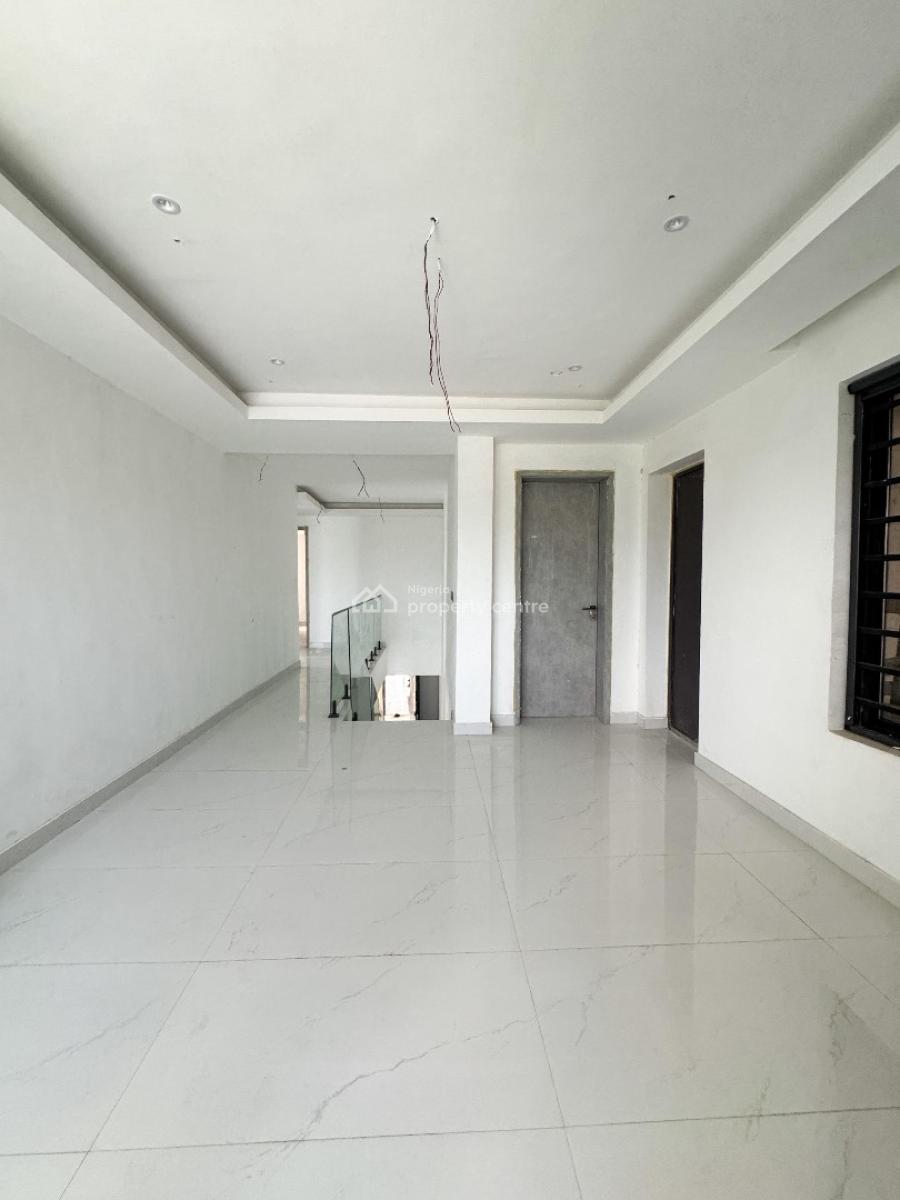 Luxury 4 Bedrooms Maisonette with 2 Bq, Macpherson Avenue, Ikoyi, Lagos, Flat / Apartment for Sale