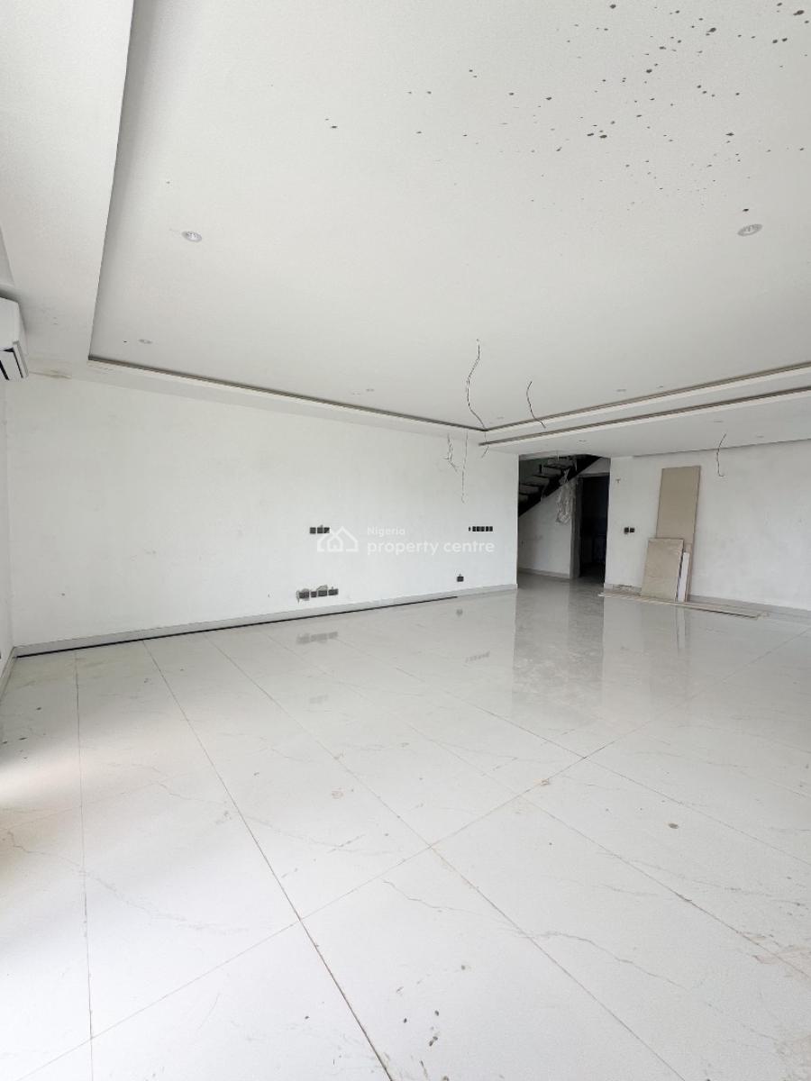 Luxury 4 Bedrooms Maisonette with 2 Bq, Macpherson Avenue, Ikoyi, Lagos, Flat / Apartment for Sale
