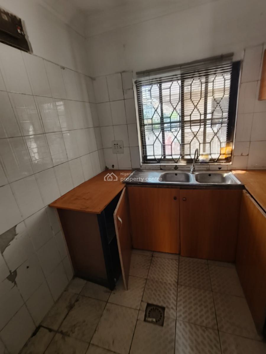 Mini Flat, Emerald Housing Estate, Mobil Road, Ilaje, Ajah, Lagos, Mini Flat (room and Parlour) for Rent