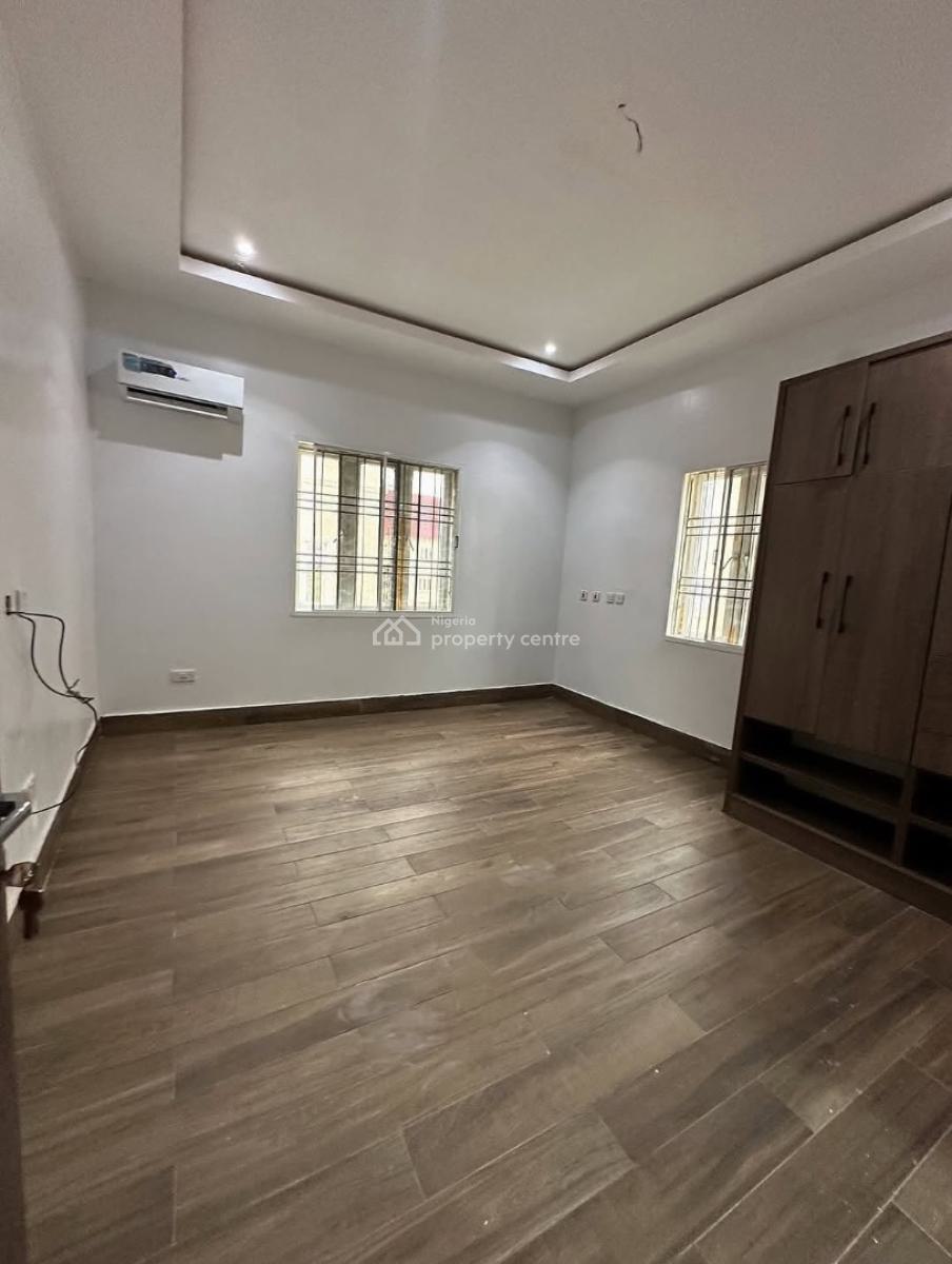 Elegant 2 Bedroom Apartment, Lugbe District, Abuja, Flat / Apartment for Sale