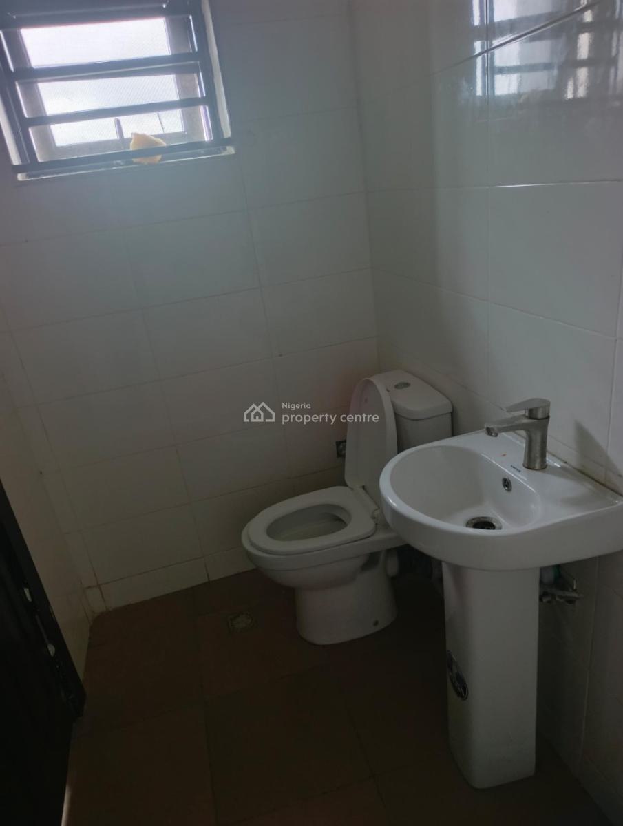 Exquisite 3 Bedroom Self Apartment Building (3 Bedroom Flat), Martil Street, Beechwood Park, Golf Estate, Lakowe, Ibeju Lekki, Lagos, Flat / Apartment for Rent