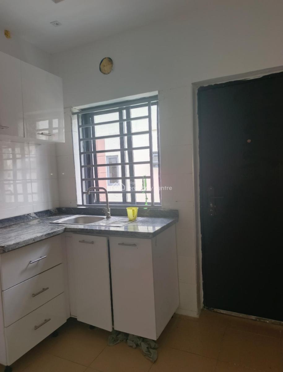 Exquisite 3 Bedroom Self Apartment Building (3 Bedroom Flat), Martil Street, Beechwood Park, Golf Estate, Lakowe, Ibeju Lekki, Lagos, Flat / Apartment for Rent
